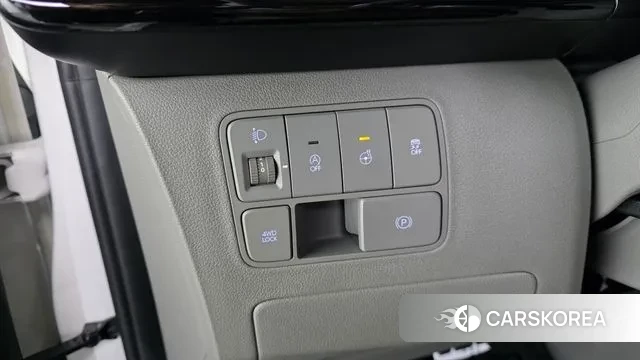 Hyundai Staria 2023 Белый из Кореи, фото 3