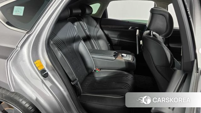 Genesis G80 (RG3) 2023 Серебристо-серый из Кореи, фото 3