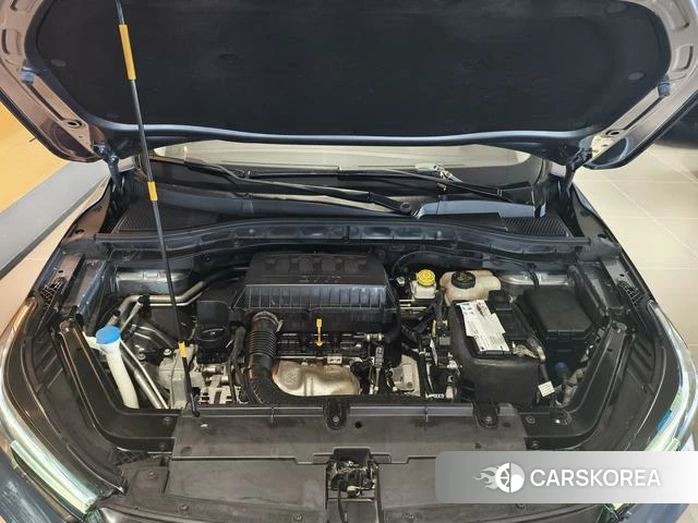 Roewe RX3 2021 Серебристо-серый из Китая, фото 3