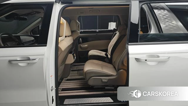 Kia The New Carnival 4th Generation 2025 Белый из Кореи, фото 3