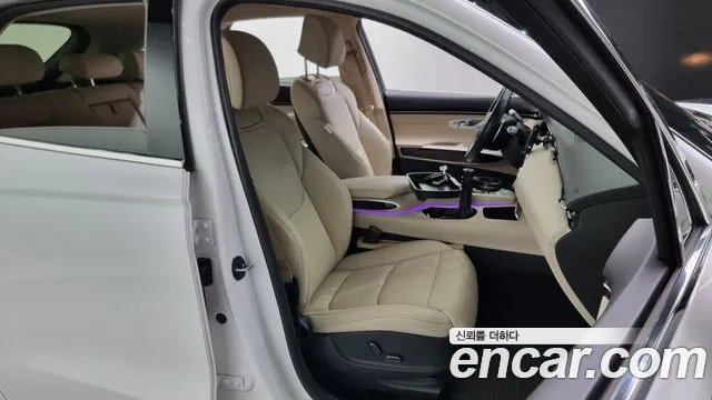 Genesis GV70 2022 Белый из Кореи, фото 3