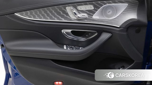Mercedes-Benz AMG GT 2025 Синий из Кореи, фото 3