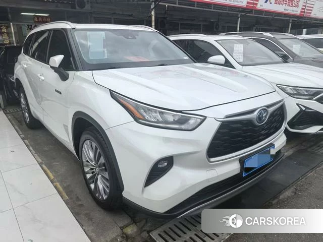 Toyota Highlander 2023 Белый из Китая, фото 3
