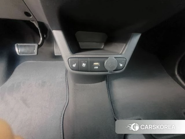 Kia The New Kia Ray 2023 Черный из Кореи, фото 3