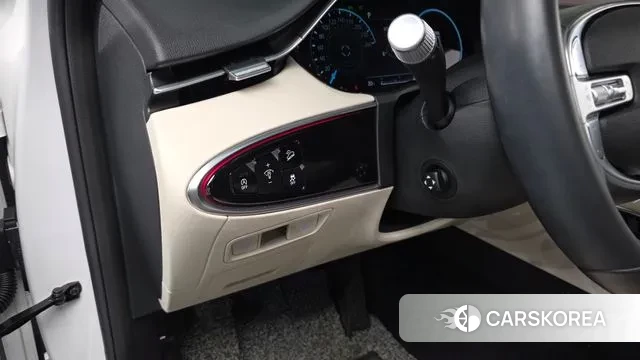 Genesis GV70 2022 Белый из Кореи, фото 3