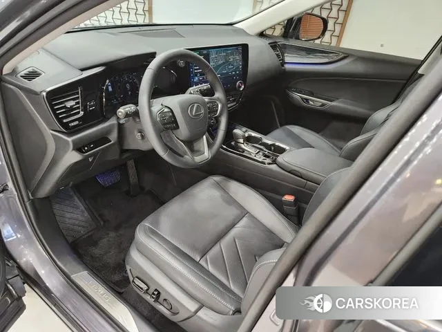 Lexus NX350h Second generation 2025 Серый из Кореи, фото 3