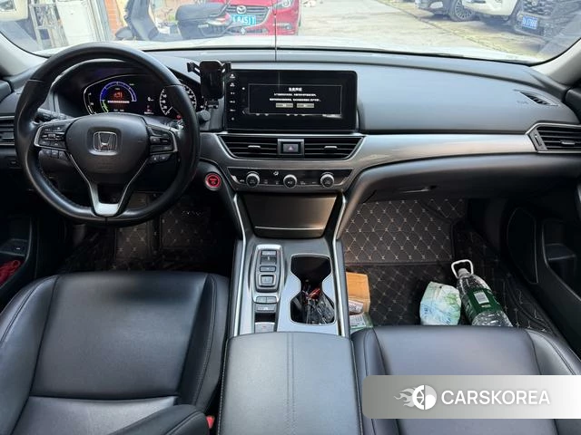 Honda Accord 2023 Белый из Китая, фото 3