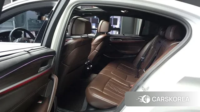 BMW 5 Series (G30) 2020 Белый из Кореи, фото 3