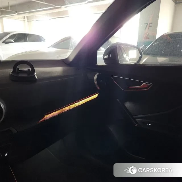 Audi Q2 2023 Черный из Кореи, фото 3