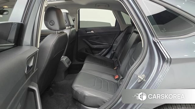 Volkswagen 7th Generation of Jetta 2021 Серый из Кореи, фото 3