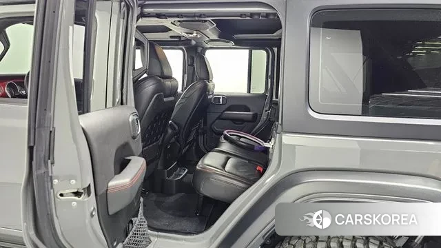 Jeep Wrangler (JL) 2022 Серебристо-серый из Кореи, фото 3