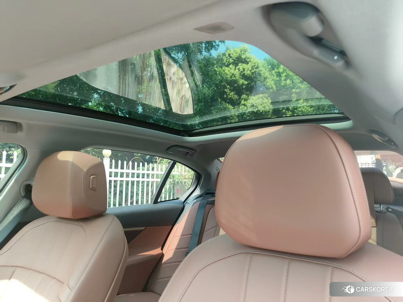 BMW 5 series 2024 Белый из Китая, фото 3