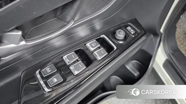 Ssangyong Beautiful Korando 2021 Белый из Кореи, фото 3