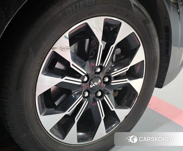 Kia Carnival 4th generation 2023 Черный из Кореи, фото 3