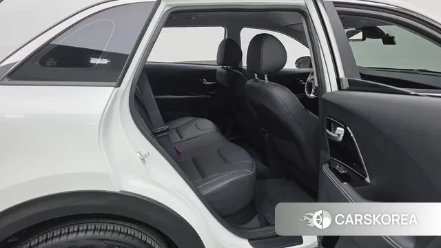 Kia Niro EV 2021 Белый из Кореи, фото 3