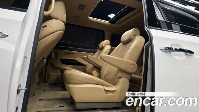 Kia The New Carnival 2018 Белый из Кореи, фото 3