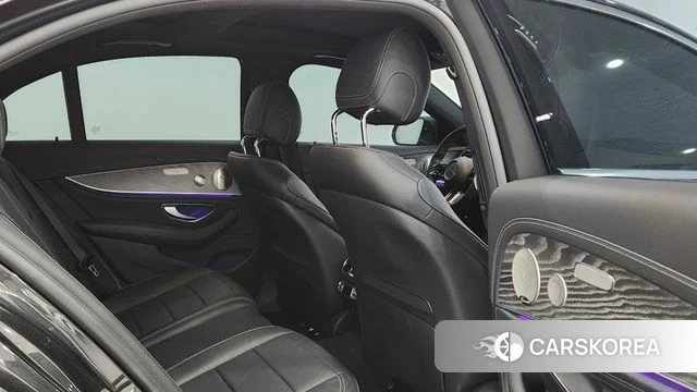 Mercedes-Benz E-Class W213 2022 Серый из Кореи, фото 3