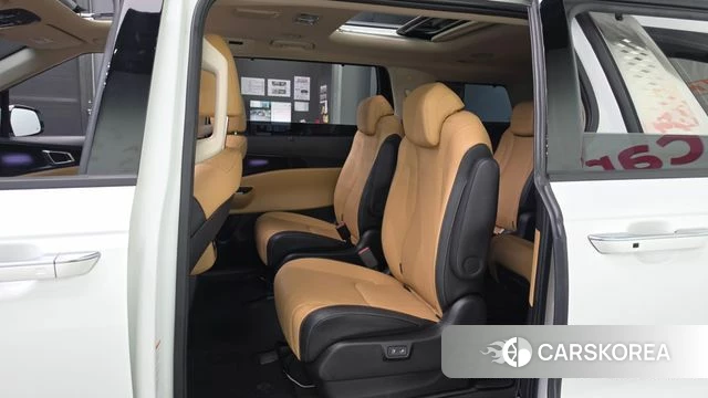Kia Carnival 4th generation 2023 Белый из Кореи, фото 3