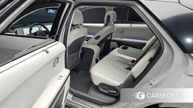 Hyundai Ionic 5 2022 Серебристо-серый из Кореи, фото 3