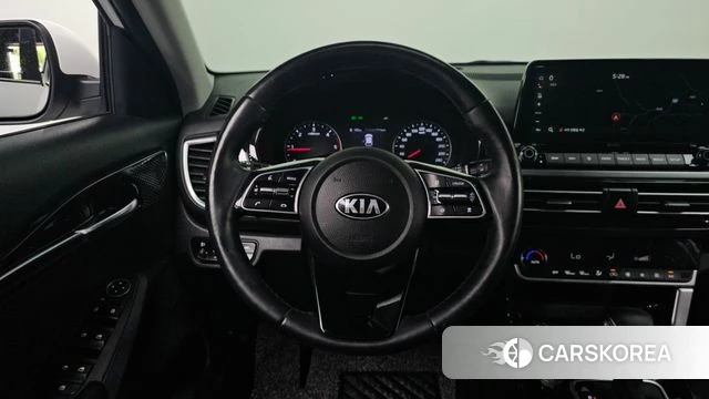 Kia Seltos 2021 Белый из Кореи, фото 3