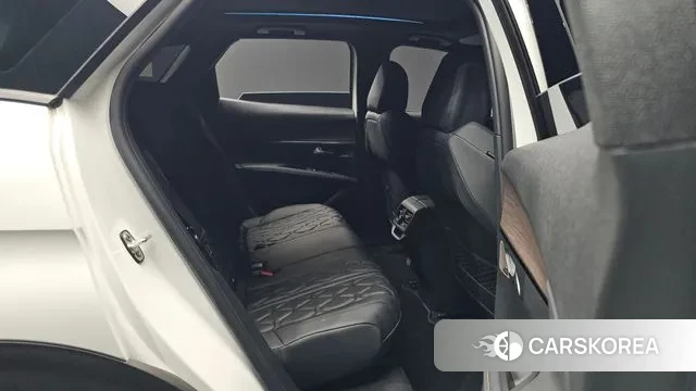 Peugeot 3008 second generation 2024 Белый из Кореи, фото 3