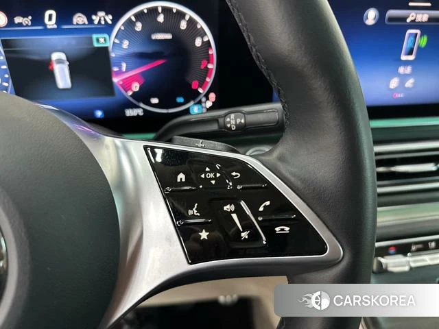 Mercedes-Benz V-class 2024 Черный из Китая, фото 3