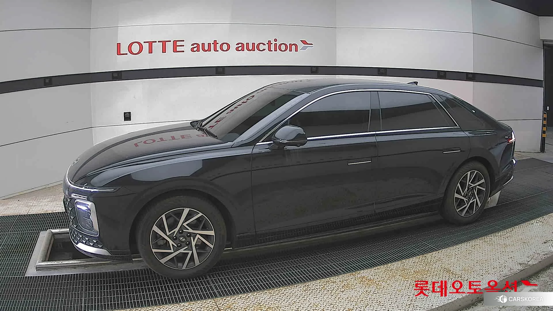 Hyundai Grandeur 2023 Abyss Black Pearl из Кореи, фото 3