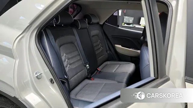 Hyundai Venue 2020 Серебряный из Кореи, фото 3