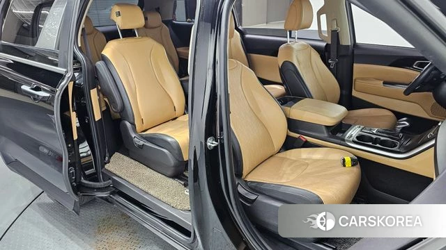 Kia Carnival 4th generation 2021 Черный из Кореи, фото 3