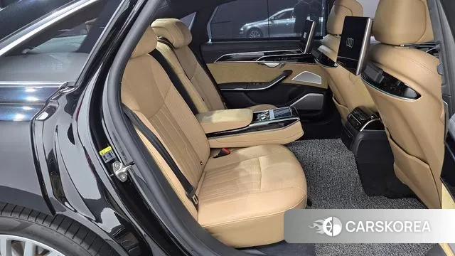 Audi A8 (D5) 2021 Черный из Кореи, фото 3