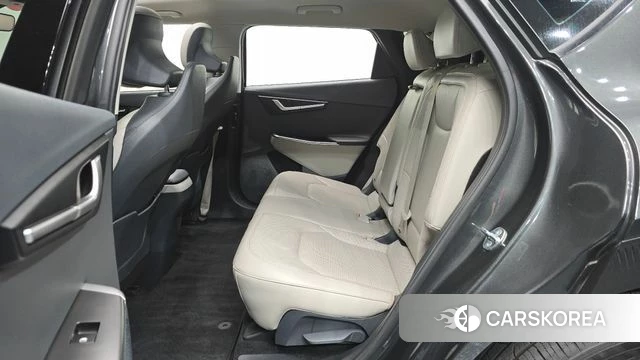 Kia EV6 2023 Серый из Кореи, фото 3
