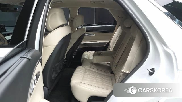 Genesis GV70 2021 Белый из Кореи, фото 3