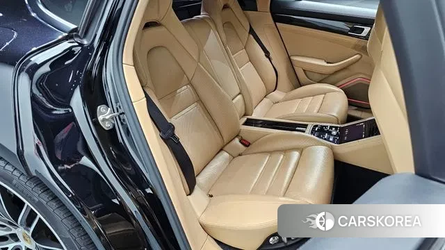 Porsche Panamera (971) 2018 Черный из Кореи, фото 3