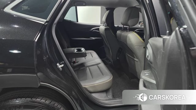 Chevrolet (GM Daewoo) Trax Crossover 2023 Черный из Кореи, фото 3