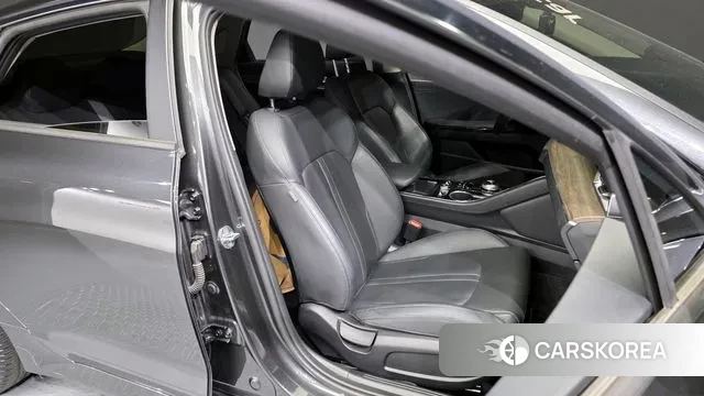 Kia K5 3rd generation 2020 Серый из Кореи, фото 3