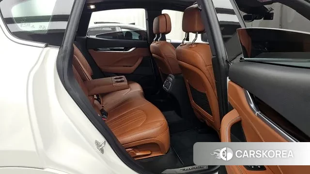 Maserati Levante 2021 Белый из Кореи, фото 3