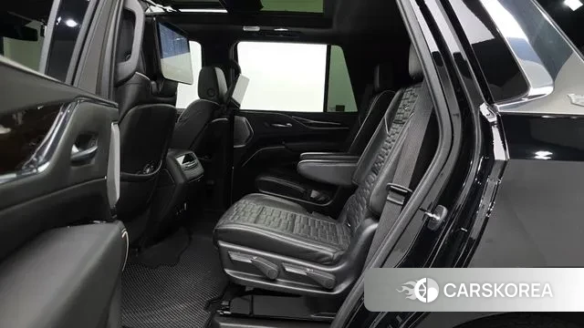 Cadillac Escalade 5th Generation 2021 Черный из Кореи, фото 3