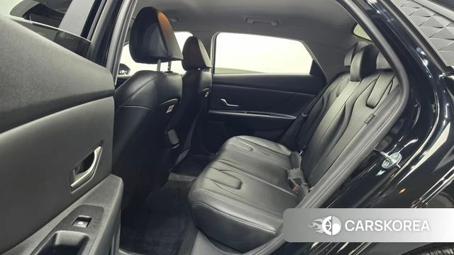 Hyundai The New Avante (CN7) 2024 Черный из Кореи, фото 3