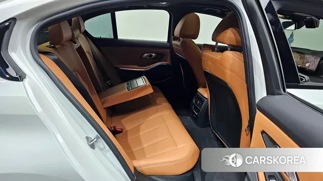 BMW 3 Series (G20) 2024 Белый из Кореи, фото 3