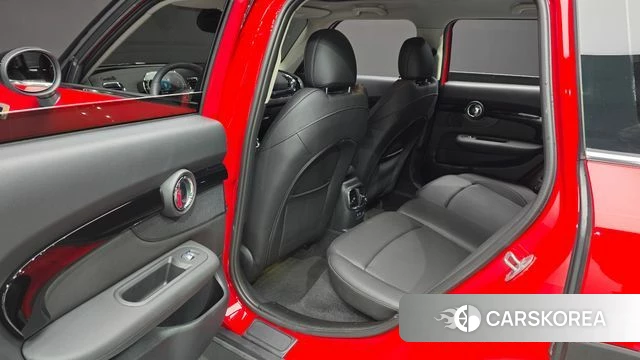 Mini Cooper Clubman 2024 Красный из Кореи, фото 3