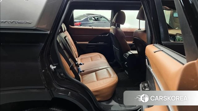 Ssangyong Torres 2022 Черный из Кореи, фото 3
