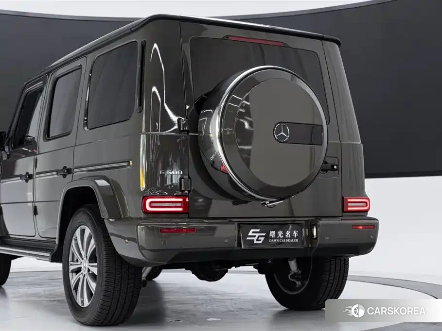 Mercedes-Benz G-Class 2025 Silver/gray из Китая, фото 3