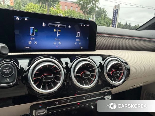 Mercedes-Benz A-Class W177 2024 Белый из Кореи, фото 3