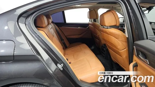 BMW 5 Series (G30) 2019 Серый из Кореи, фото 3