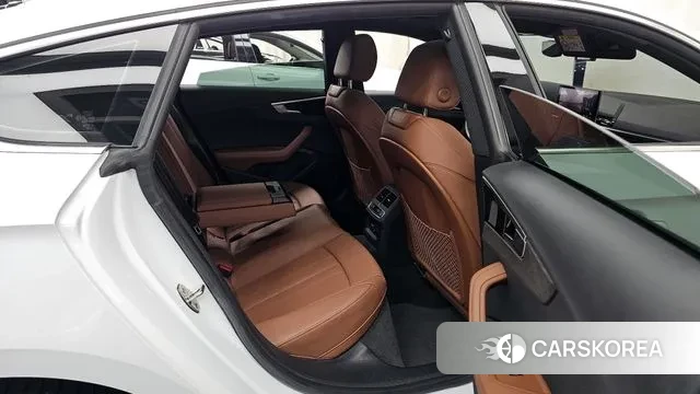 Audi A5 (F5) 2023 Белый из Кореи, фото 3