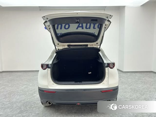 Mazda CX-30 2021 Белый из Китая, фото 3