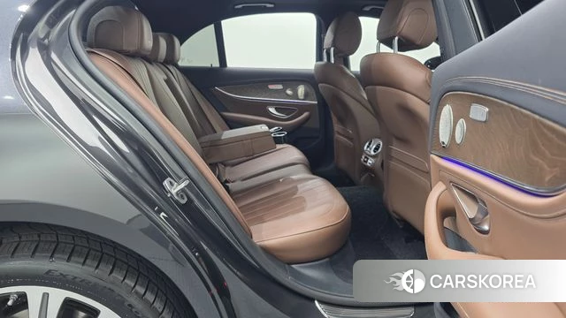 Mercedes-Benz E-Class W213 2023 Серый из Кореи, фото 3