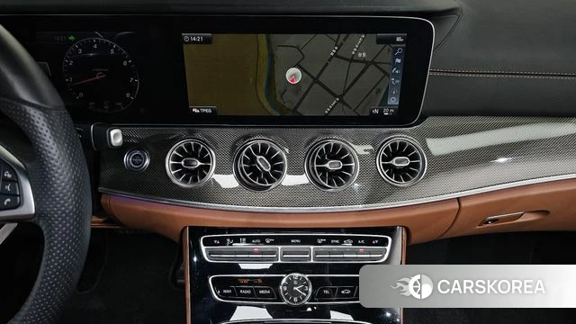 Mercedes-Benz E-Class W213 2018 Белый из Кореи, фото 3