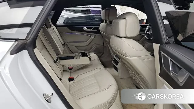 Audi A7 (4K) 2022 Белый из Кореи, фото 3