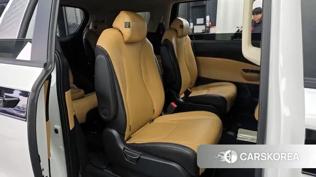 Kia Carnival 4th generation 2022 Белый из Кореи, фото 3